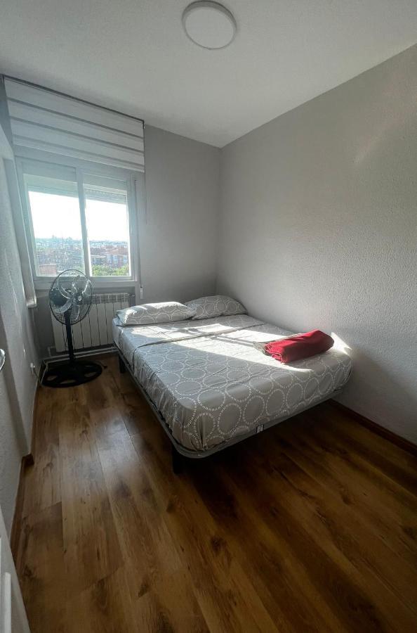 Alojamiento Plaza De San Diego Madrid Ngoại thất bức ảnh